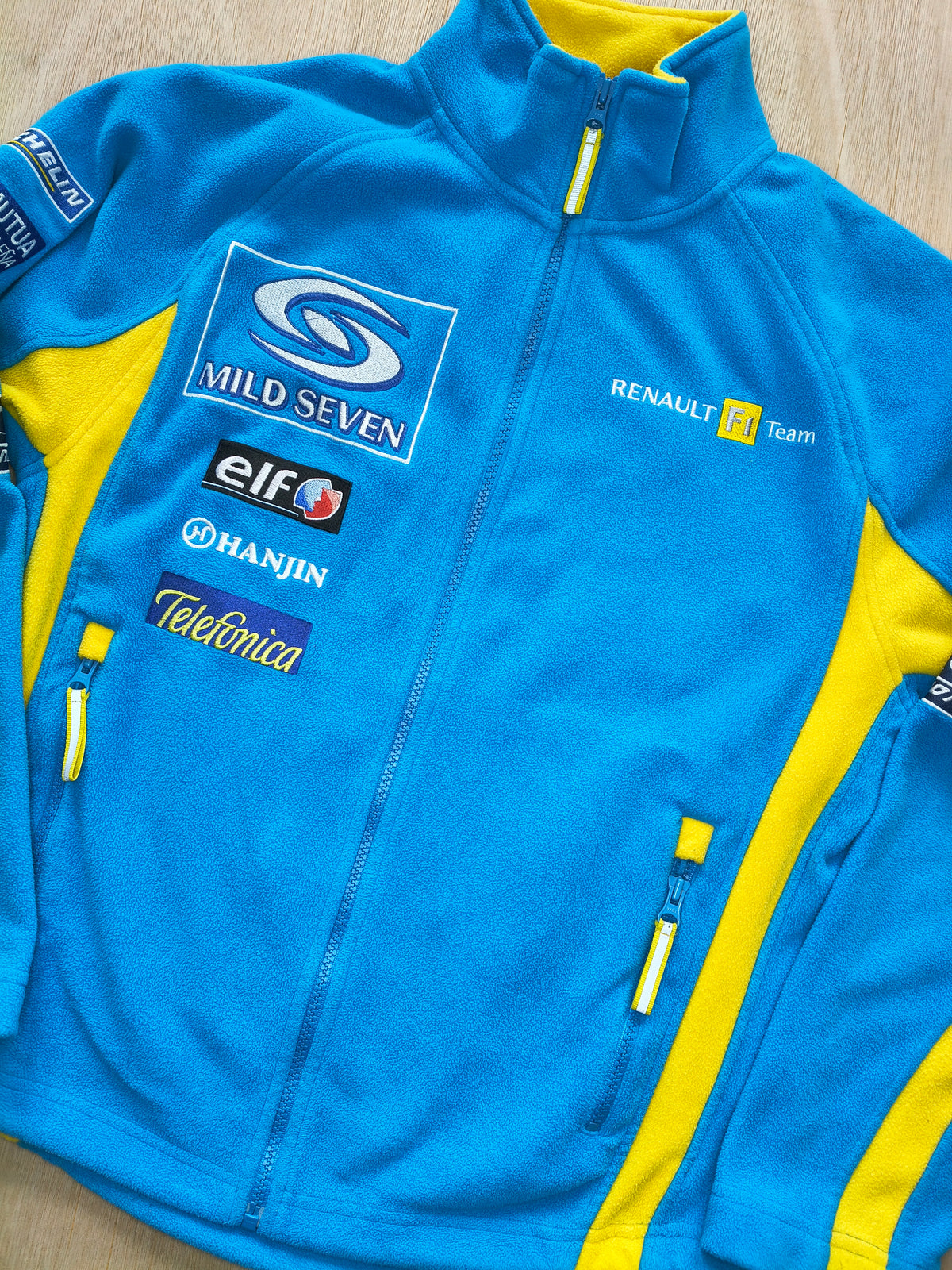 2005 Renault F1 team fleece Mild Seven Fernando Alonso era