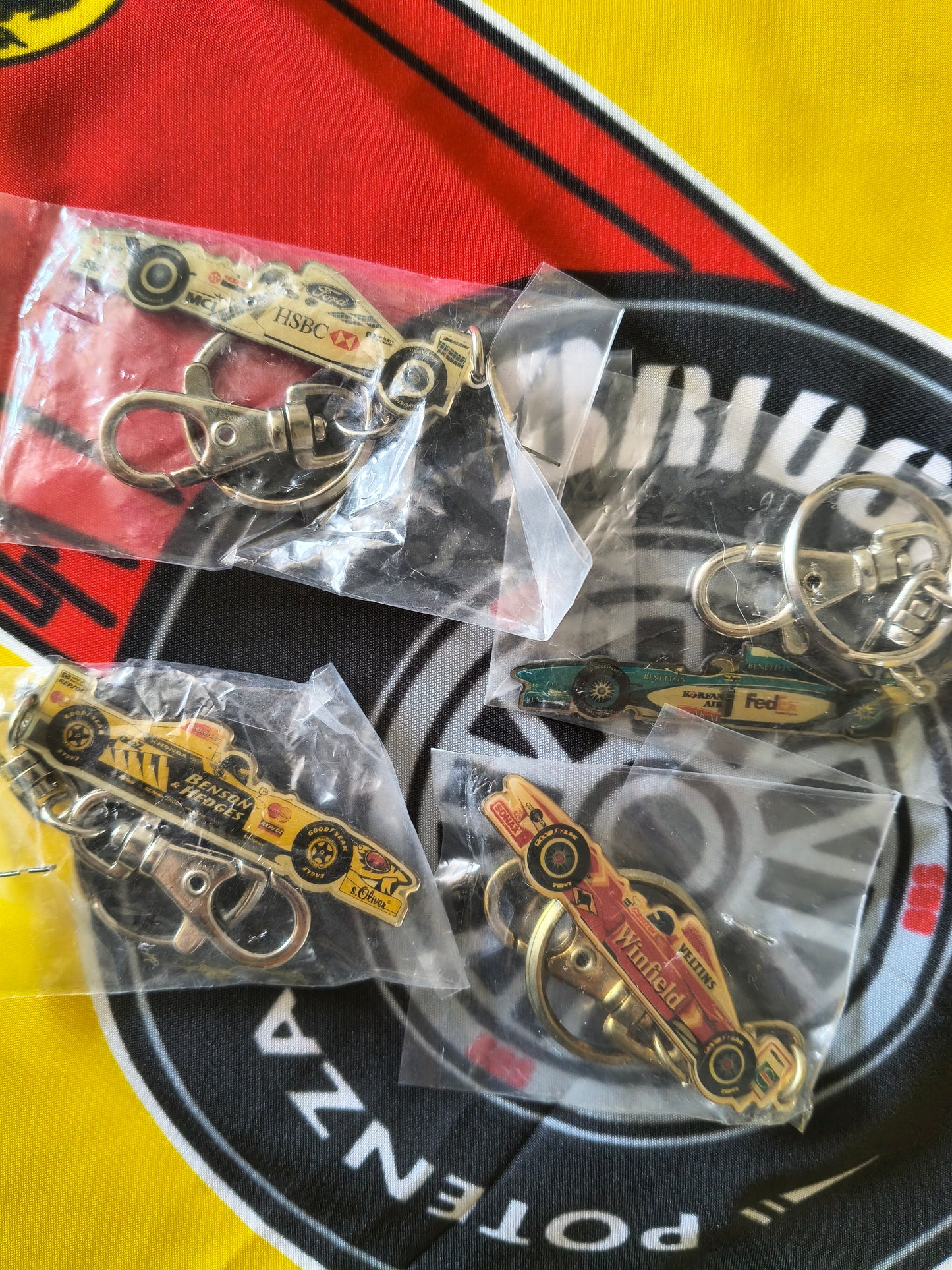 Original 1998 F1 car keyring grand Prix vintage F1 various