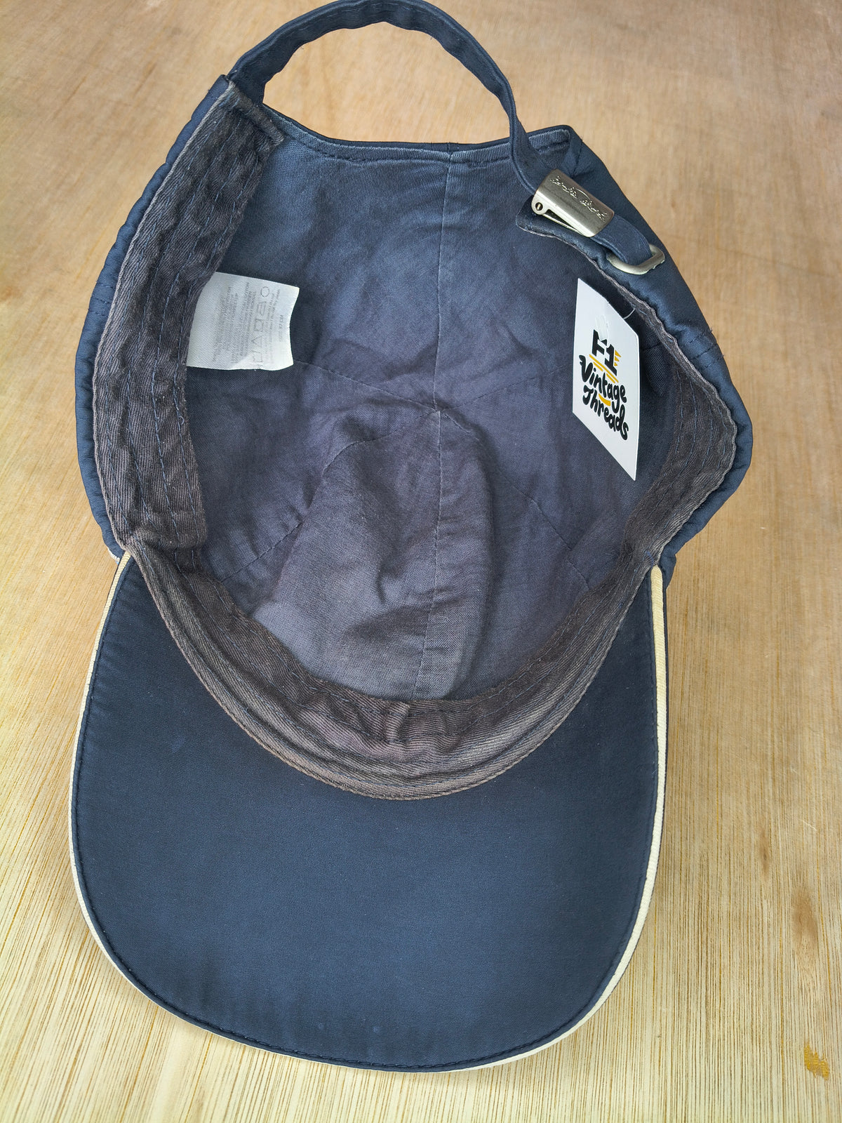 2010 Sebastian Vettel Red Bull racing F1 cap number 5 official