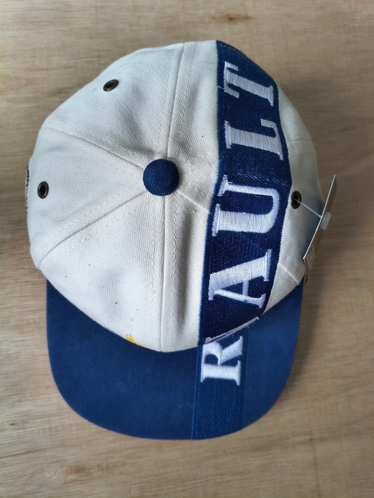 Official Renault F1 championship winning cap vintage F1