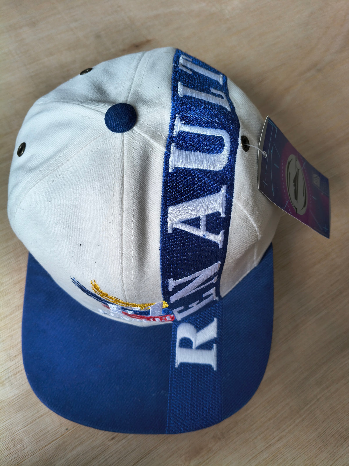 Official Renault F1 championship winning cap vintage F1