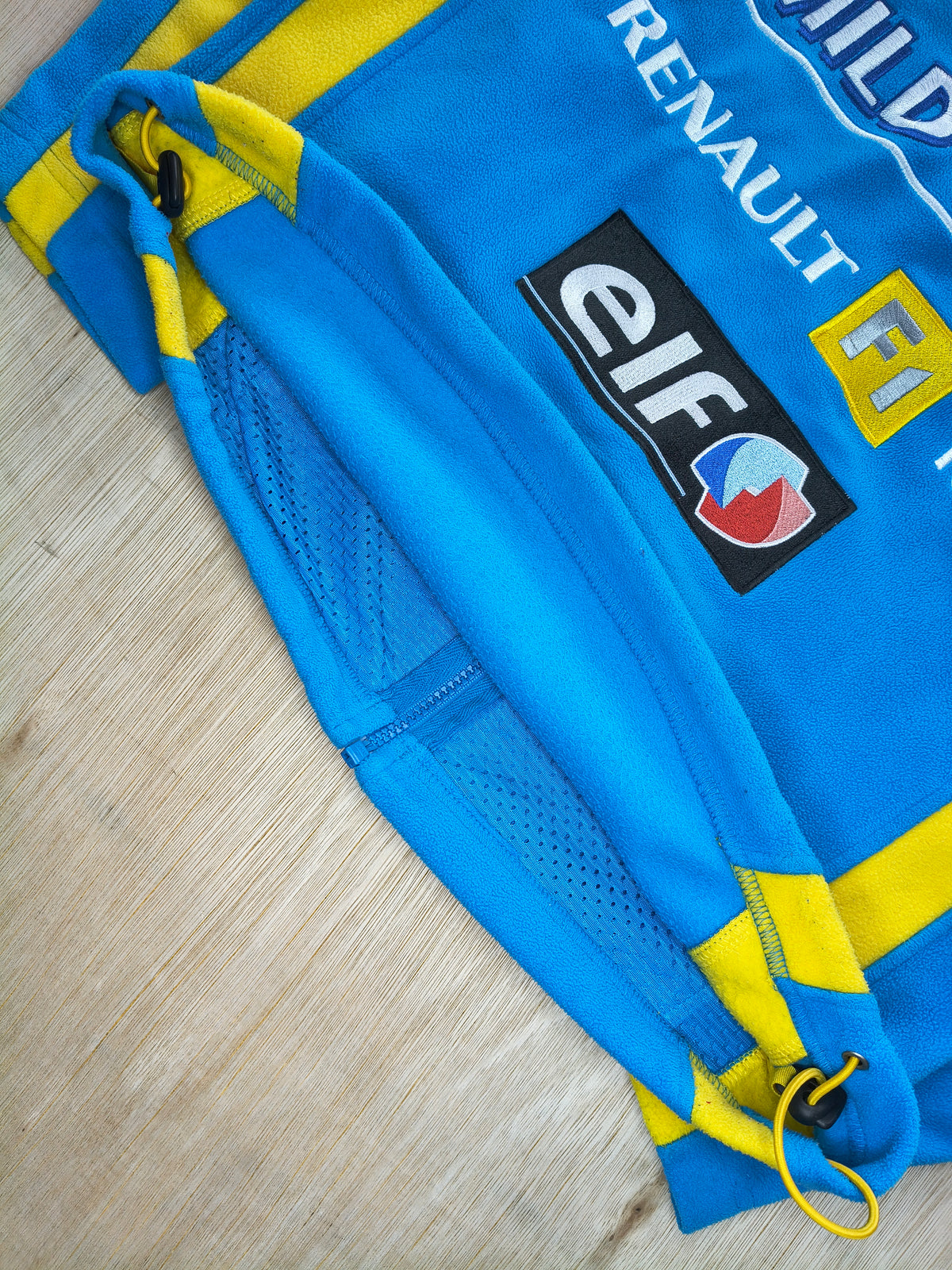 2005 Renault F1 team fleece Mild Seven Fernando Alonso era